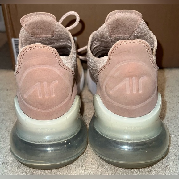 Nike Air Max 270 Sneakers - Picture 5 of 9